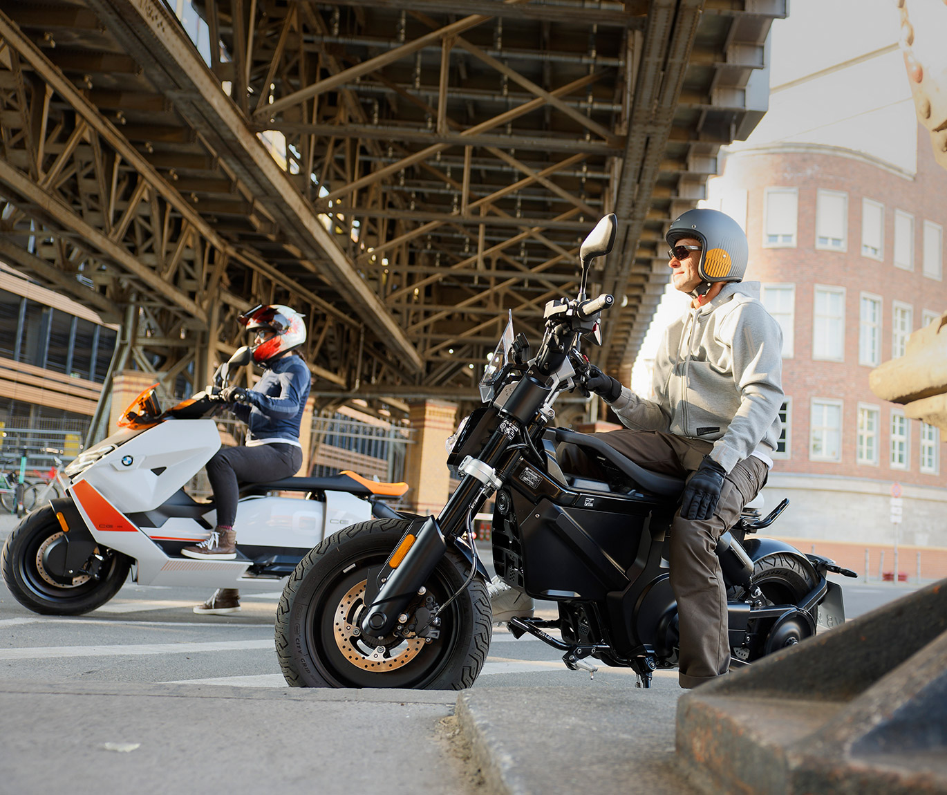 BMW ve BMW Motorrad modelleri şimdi Acarkent Coliseum’da.