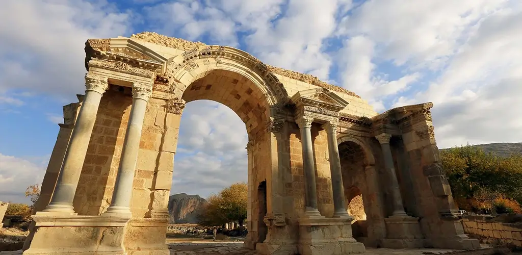 Şimdi Tam Zamanı: Akdeniz Bölgesi’nde Keşfedilmeyi Bekleyen Antik Kentler