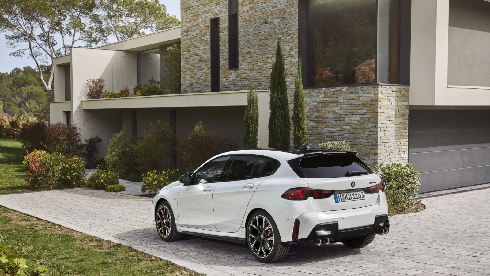 YENİ BMW 1 SERİSİ.