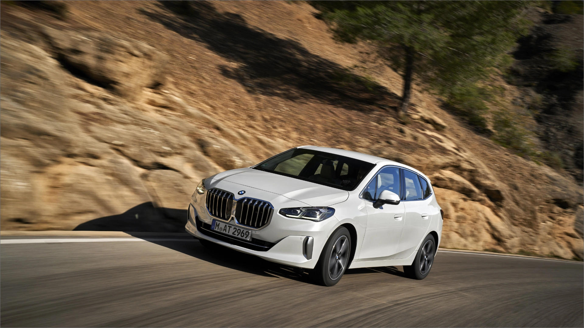 YENİ BMW 2 SERİSİ ACTIVE TOURER.