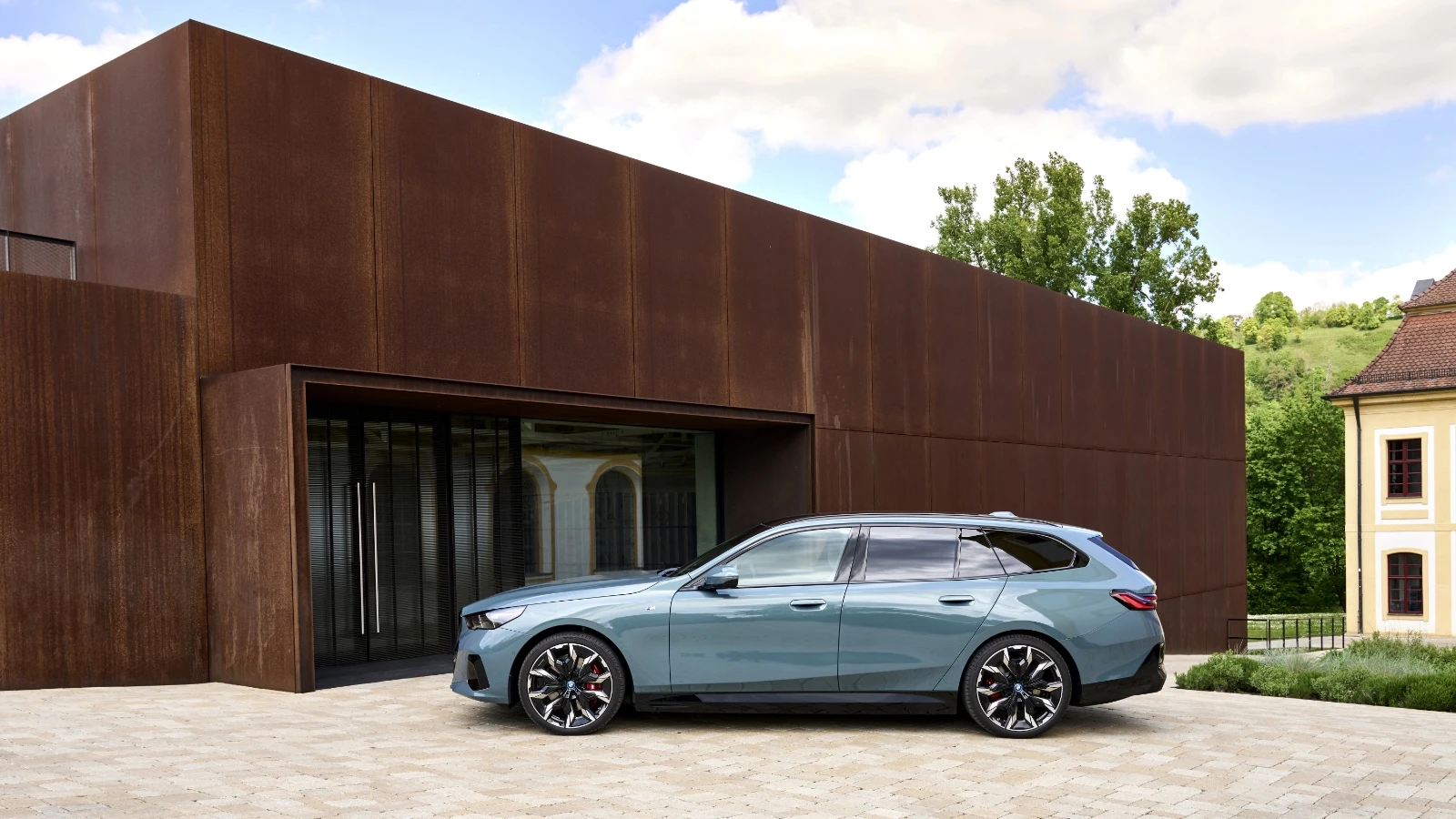 BMW i5 M60 xDrive Touring 