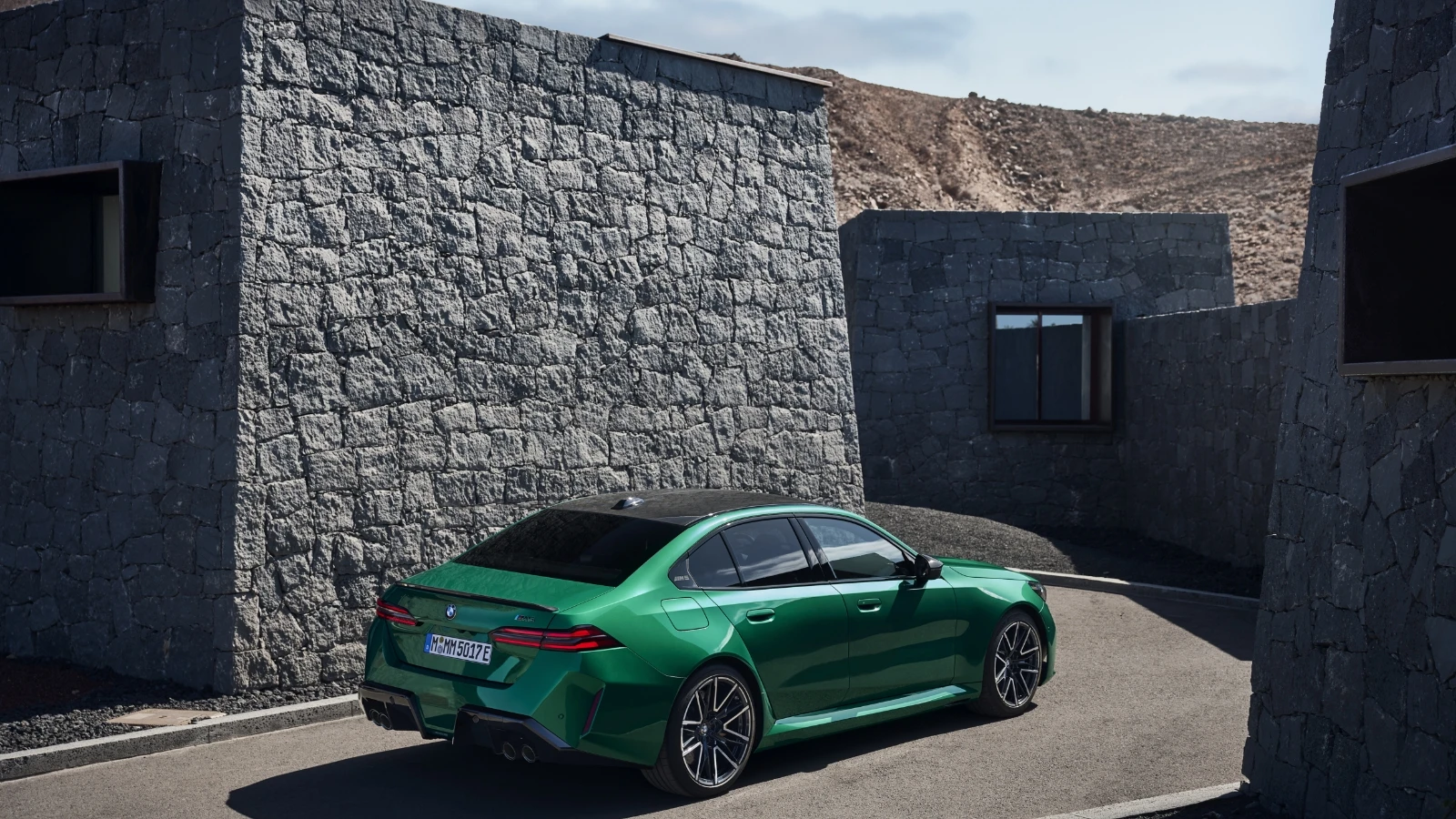 THE M5: Yeni BMW 5 Serisi Sedan M Otomobilleri