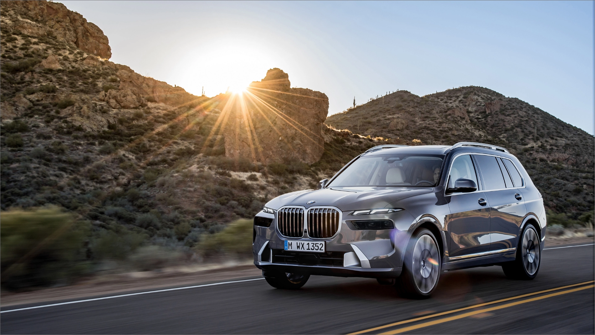 BMW X7.