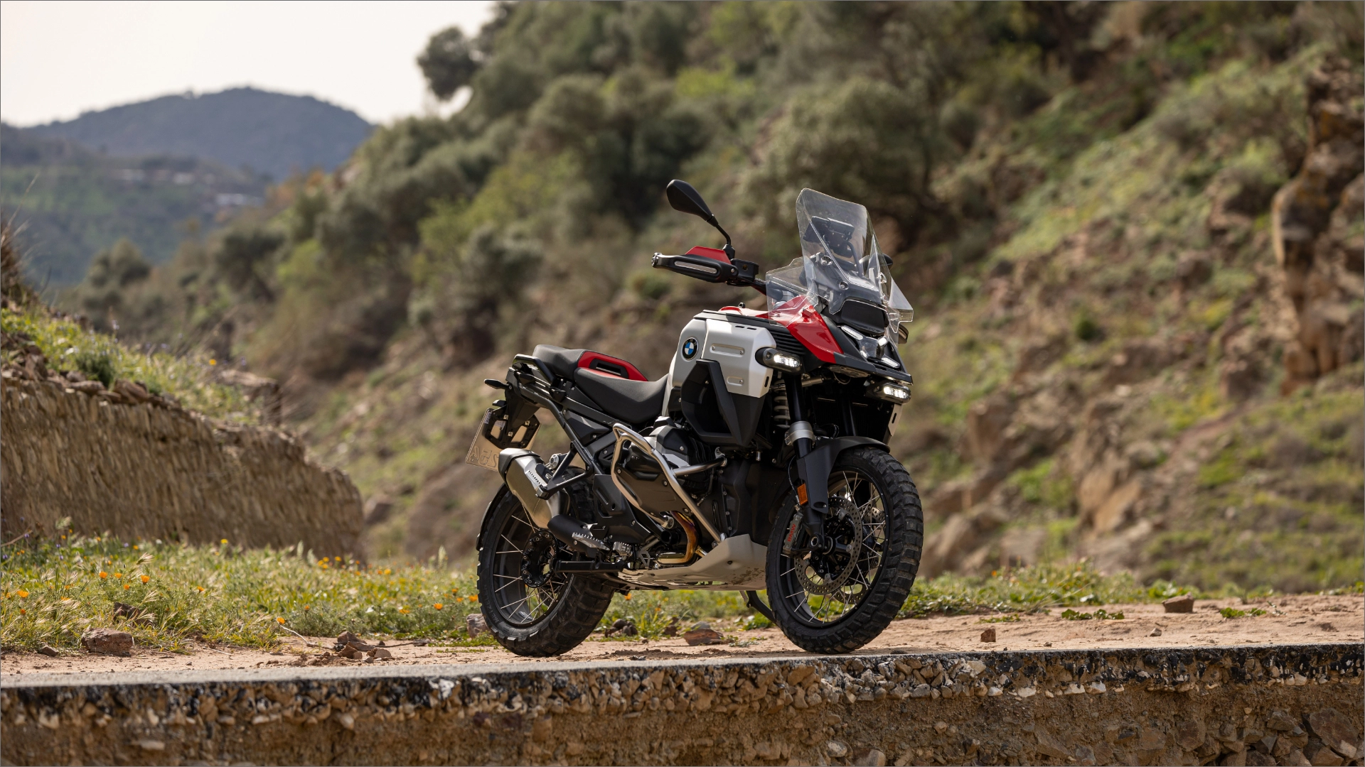 YENİ R 1300 GS Adventure 