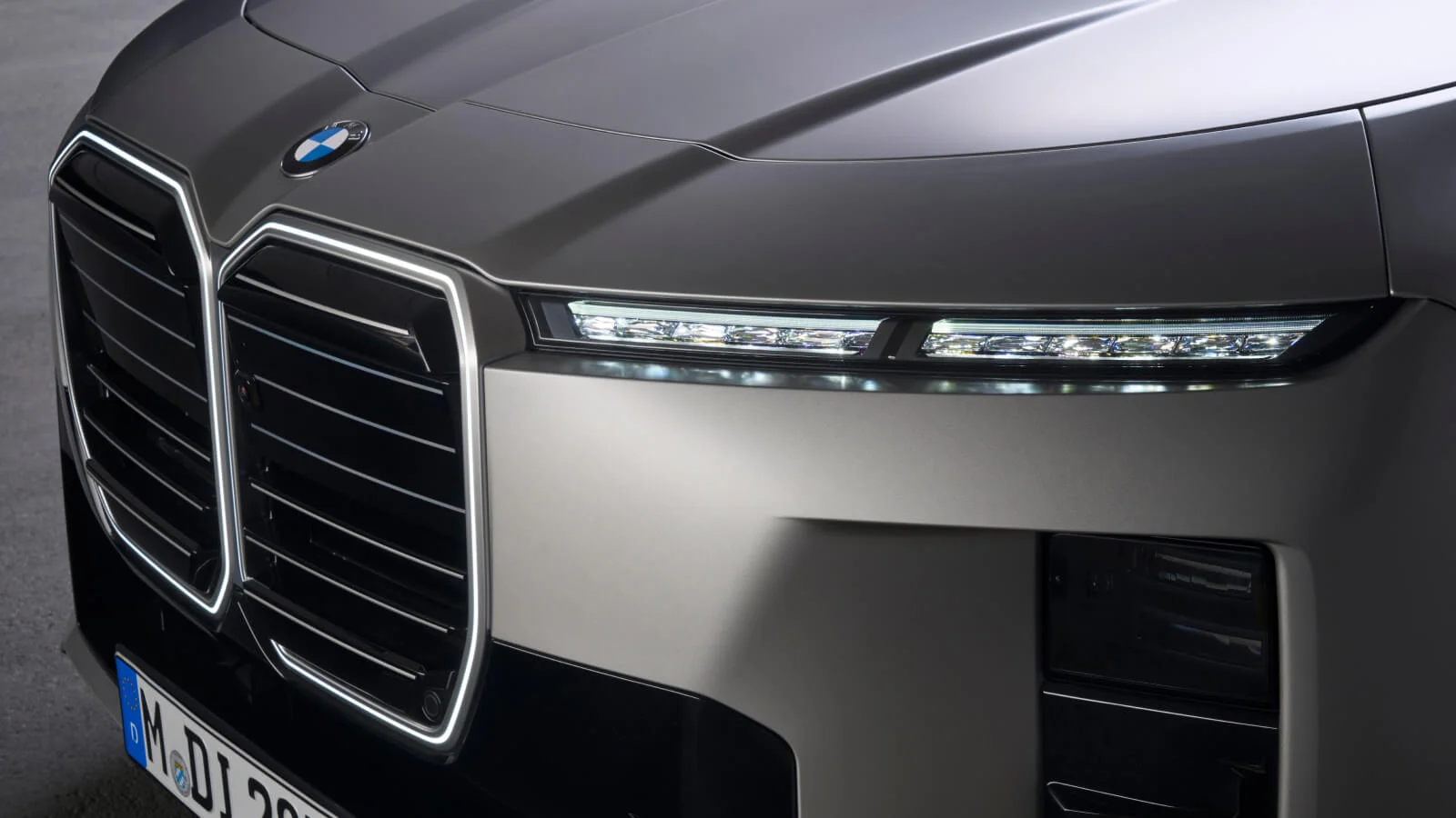 YENİ BMW i7 SEDAN.