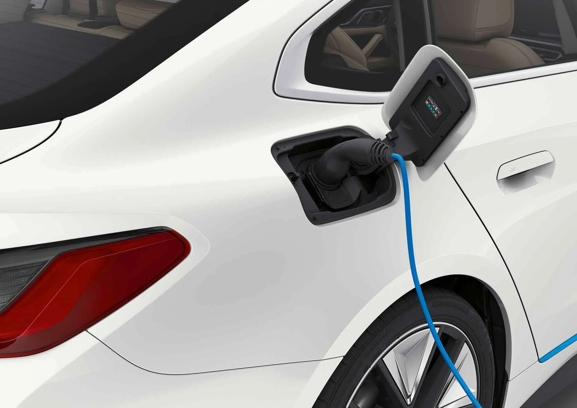 YENİ BMW i4.