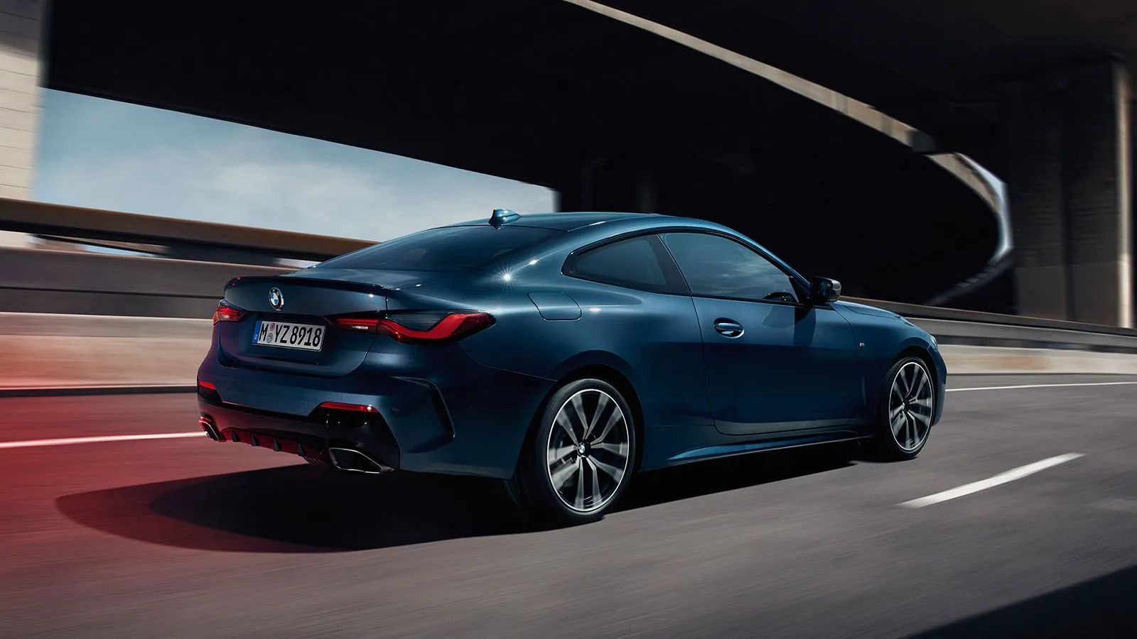 YENİ BMW 4 SERİSİ COUPÉ.