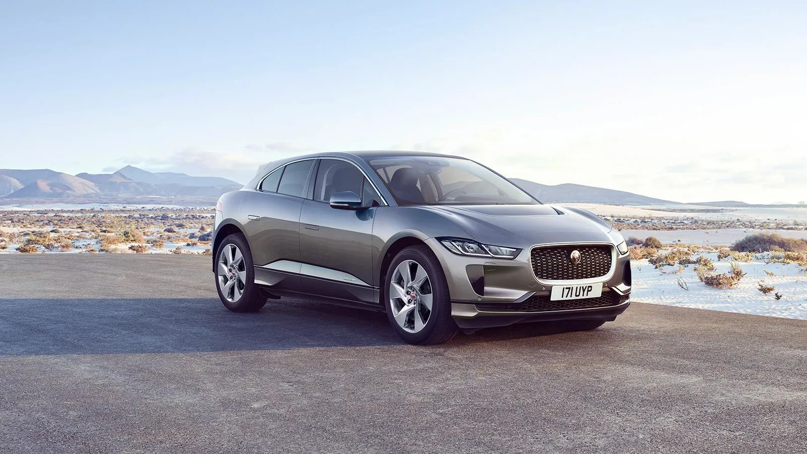 TAMAMEN ELEKTRİKLİ JAGUAR I-PACE