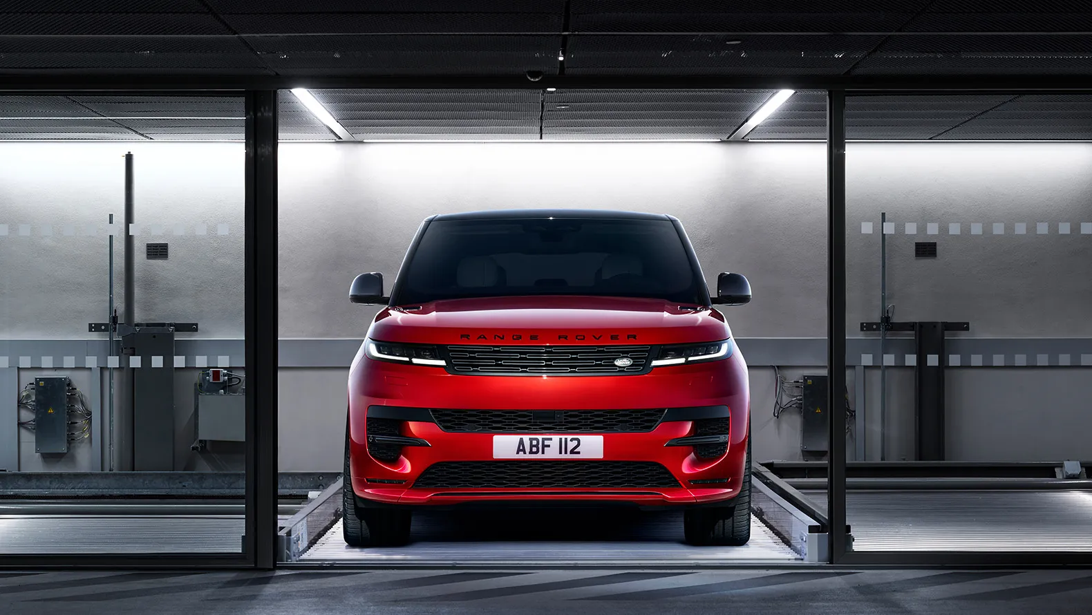 Yeni Range Rover Sport